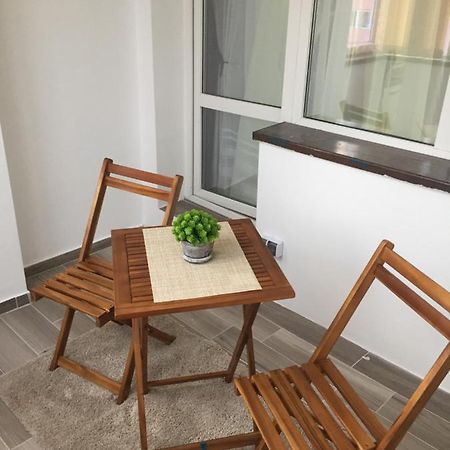 Roby Apartament Bukarest Eksteriør billede