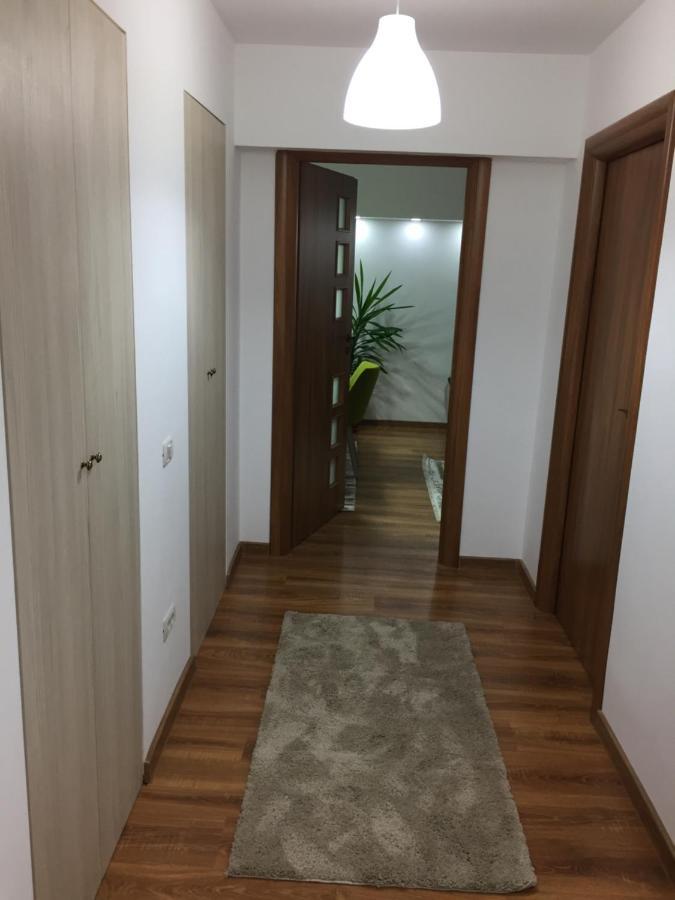 Roby Apartament Bukarest Eksteriør billede