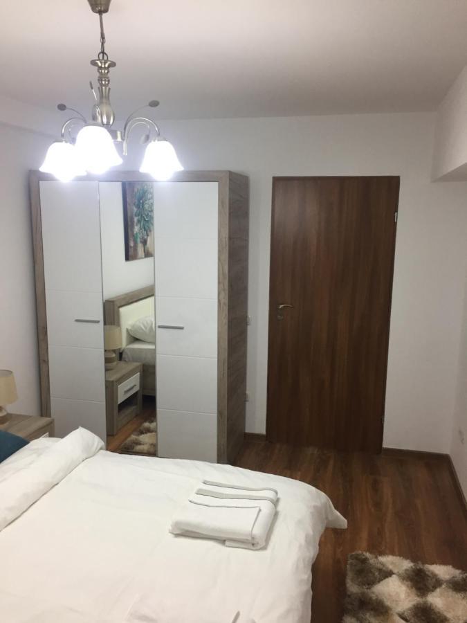 Roby Apartament Bukarest Eksteriør billede