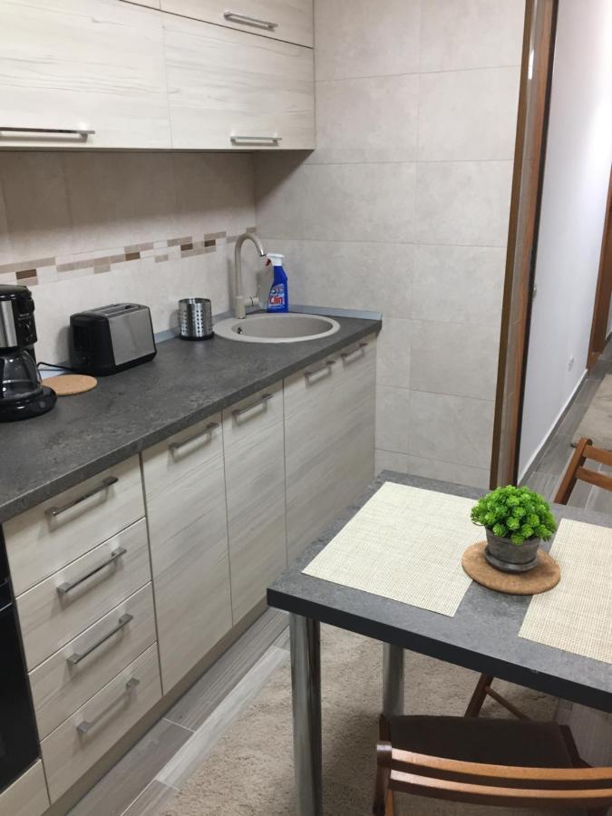 Roby Apartament Bukarest Eksteriør billede